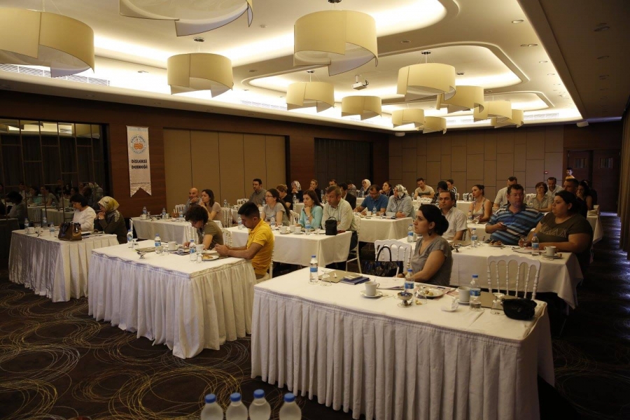 ANNE BABA EĞİTİMİ ANNE BABA EĞİTİMİ